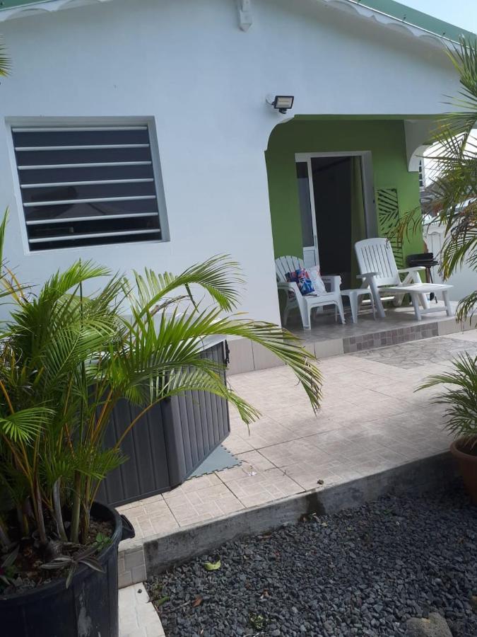 Aparthotel Bikamado Deshaies Exterior foto